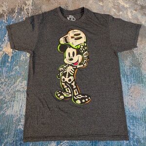 Disney 100 Halloween Mickey In Costume T Shirt Size Med Cotton Blend